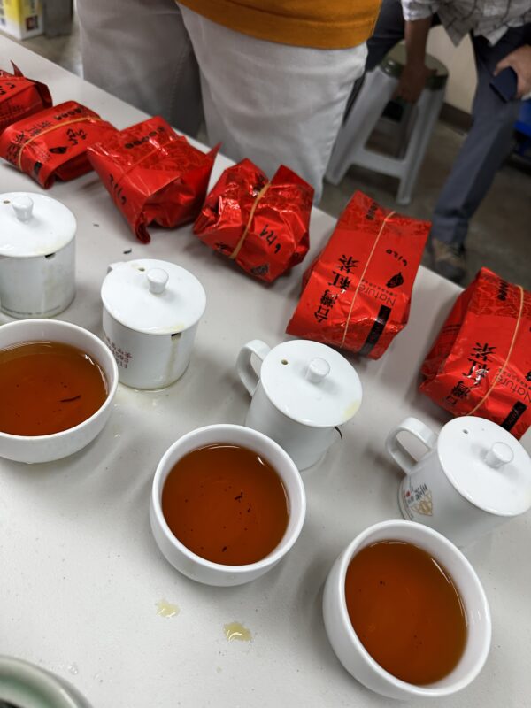 Li Shan 梨山 Red 红 - Té Rojo (Negro en occidente) - Imagen 3
